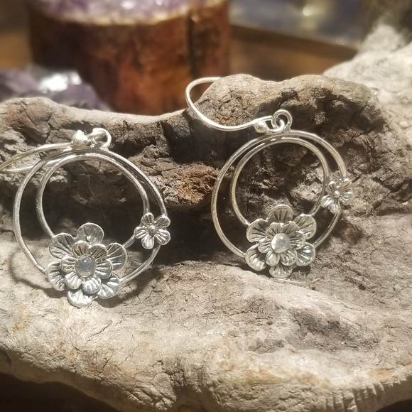 Labradorite and Sterling Earrings - Picture 4 of 5